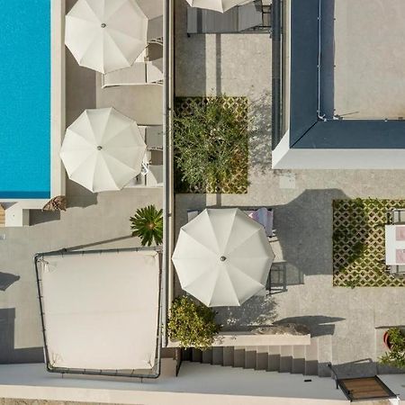 Holiday Home Lolina,Sea On A Palm! Heated Pool Trogir Bagian luar foto