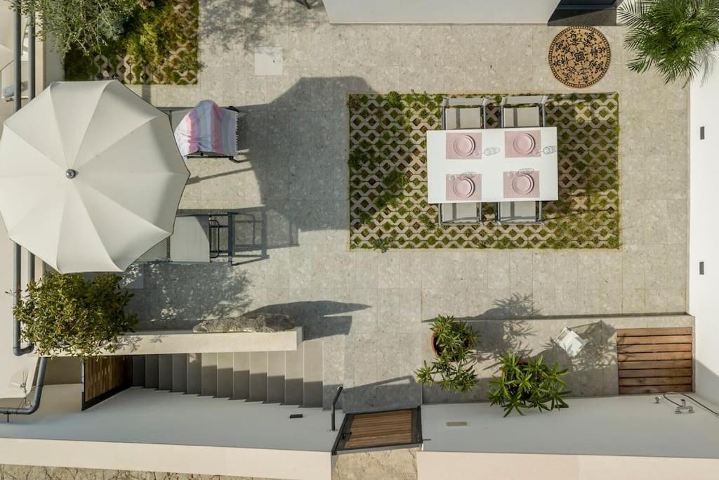 Holiday Home Lolina,Sea On A Palm! Heated Pool Trogir Bagian luar foto