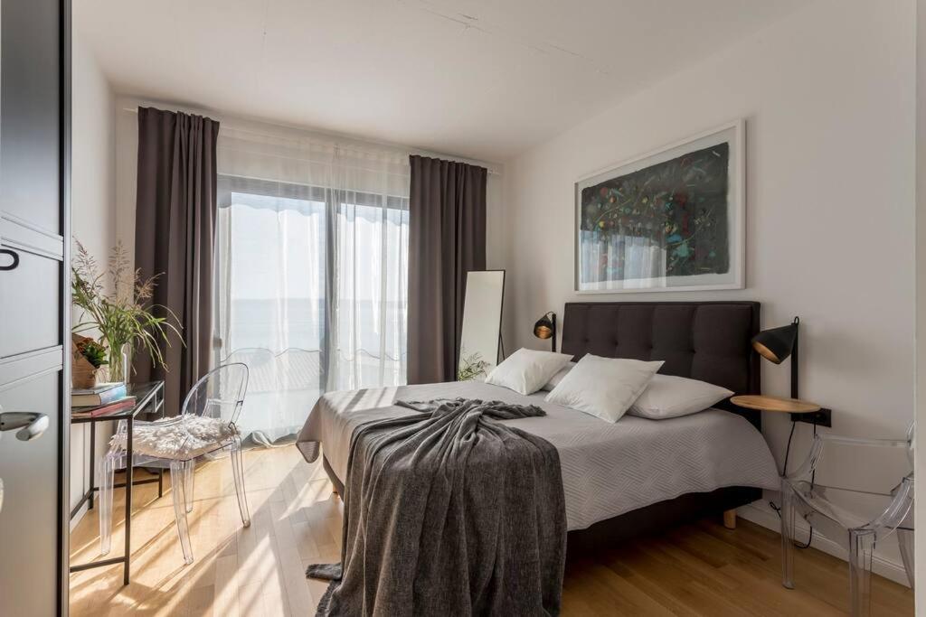 Holiday Home Lolina,Sea On A Palm! Heated Pool Trogir Bagian luar foto